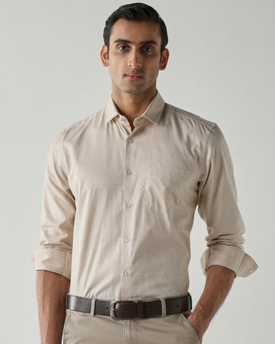 Men's Pure Cotton Checks Slim Fit Full Sleeve Formal Shirt - White & Beige