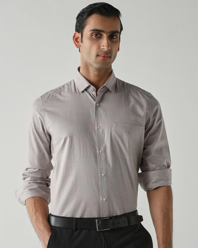 Men's Pure Cotton Checks Slim Fit Full Sleeve Formal Shirt - White & Black