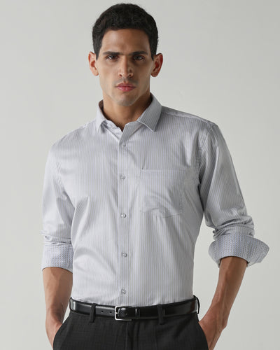 Men's Pure Cotton Stripe Regular Fit Full Sleeve Formal Shirt - White & Blue