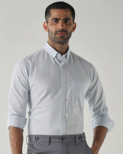 Men's Pure Cotton Stripe Stripe Slim Fit Full Sleeve Casual Shirt - White & Beige