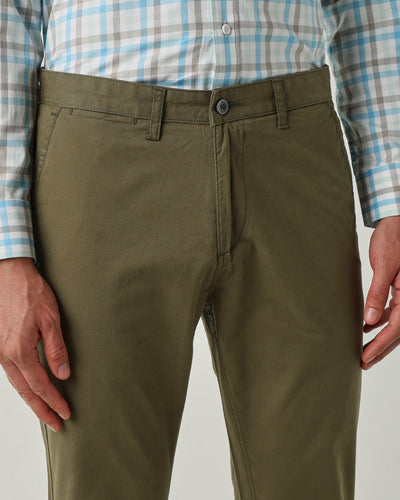 Men Regular Fit Trousers Olive