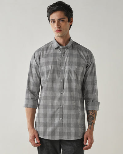 Men's Pure Cotton Checks Slim Fit Full Sleeve Casual Shirt - White & Black