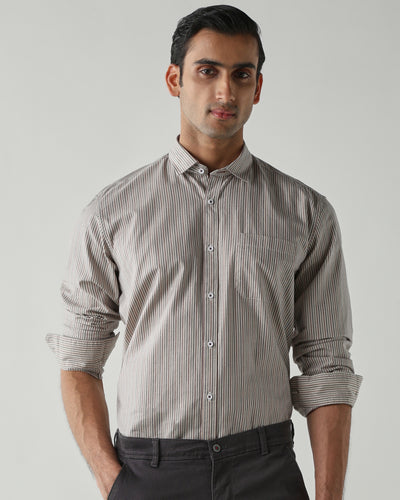 Men's Pure Cotton Stripe Regular Fit Full Sleeve Casual Shirt - Off White & Red