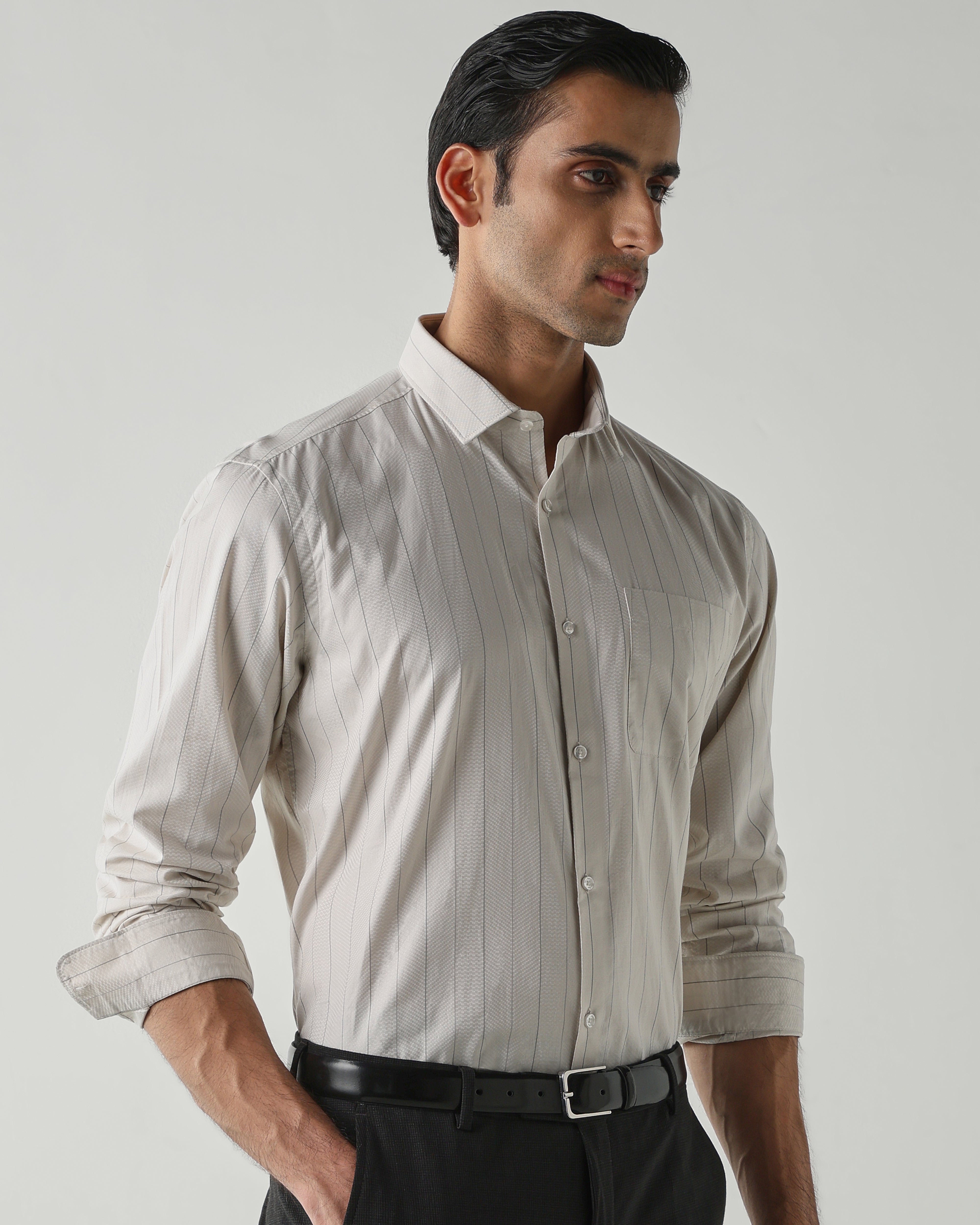 Beige shirts crafted in 100% cotton,