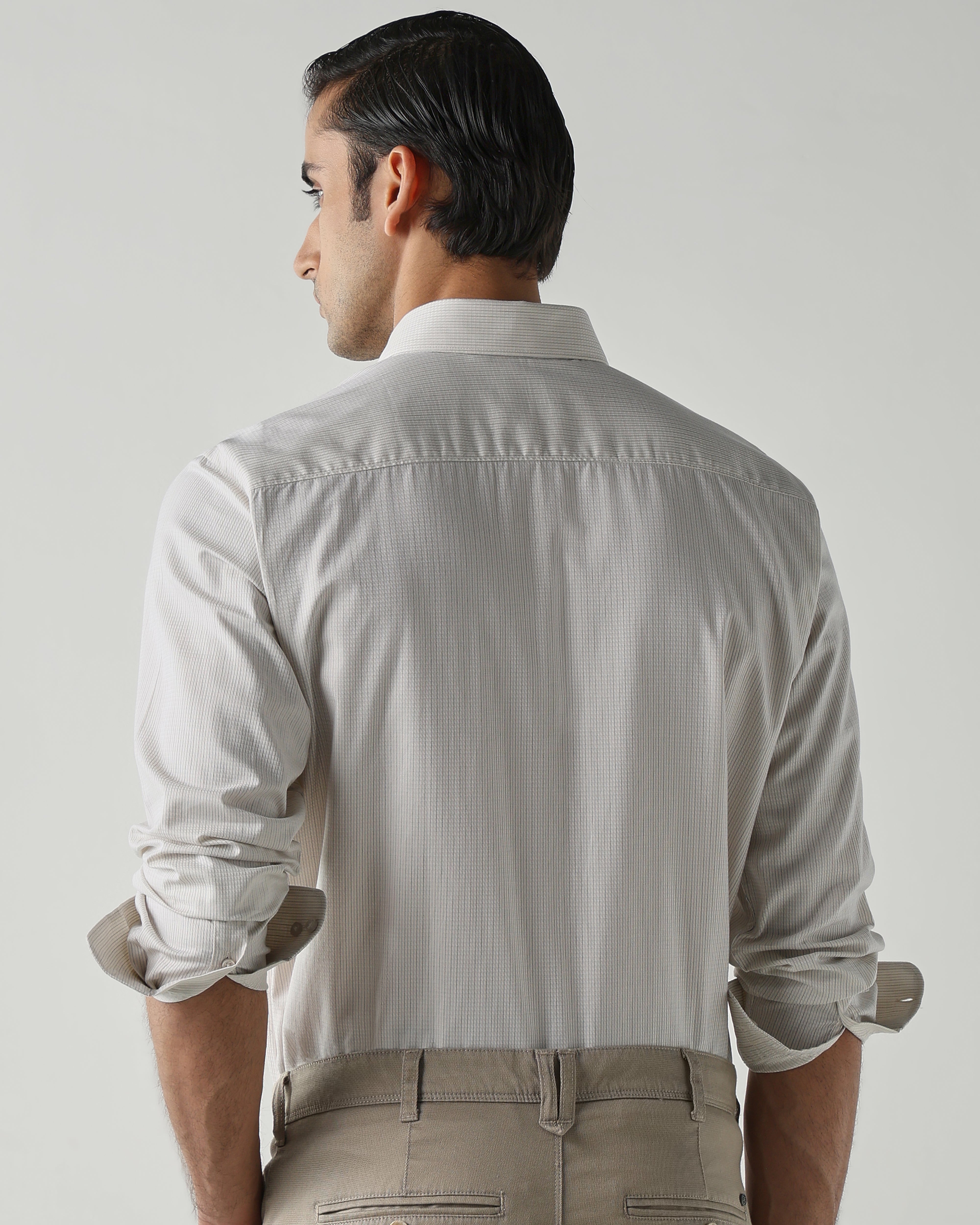 Beige shirts crafted in 100% cotton,