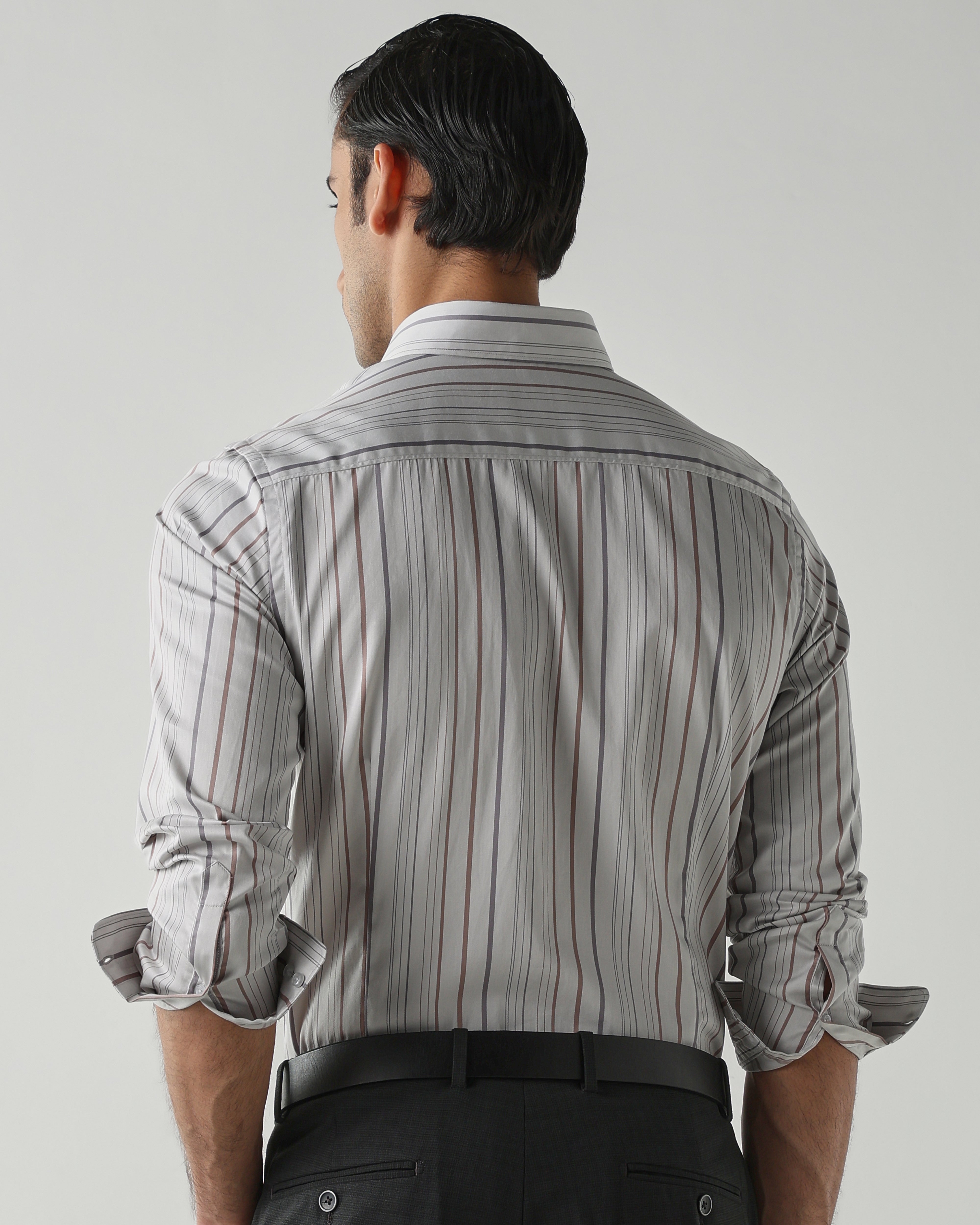 Grey/Brown shirts crafted in 100% cotton