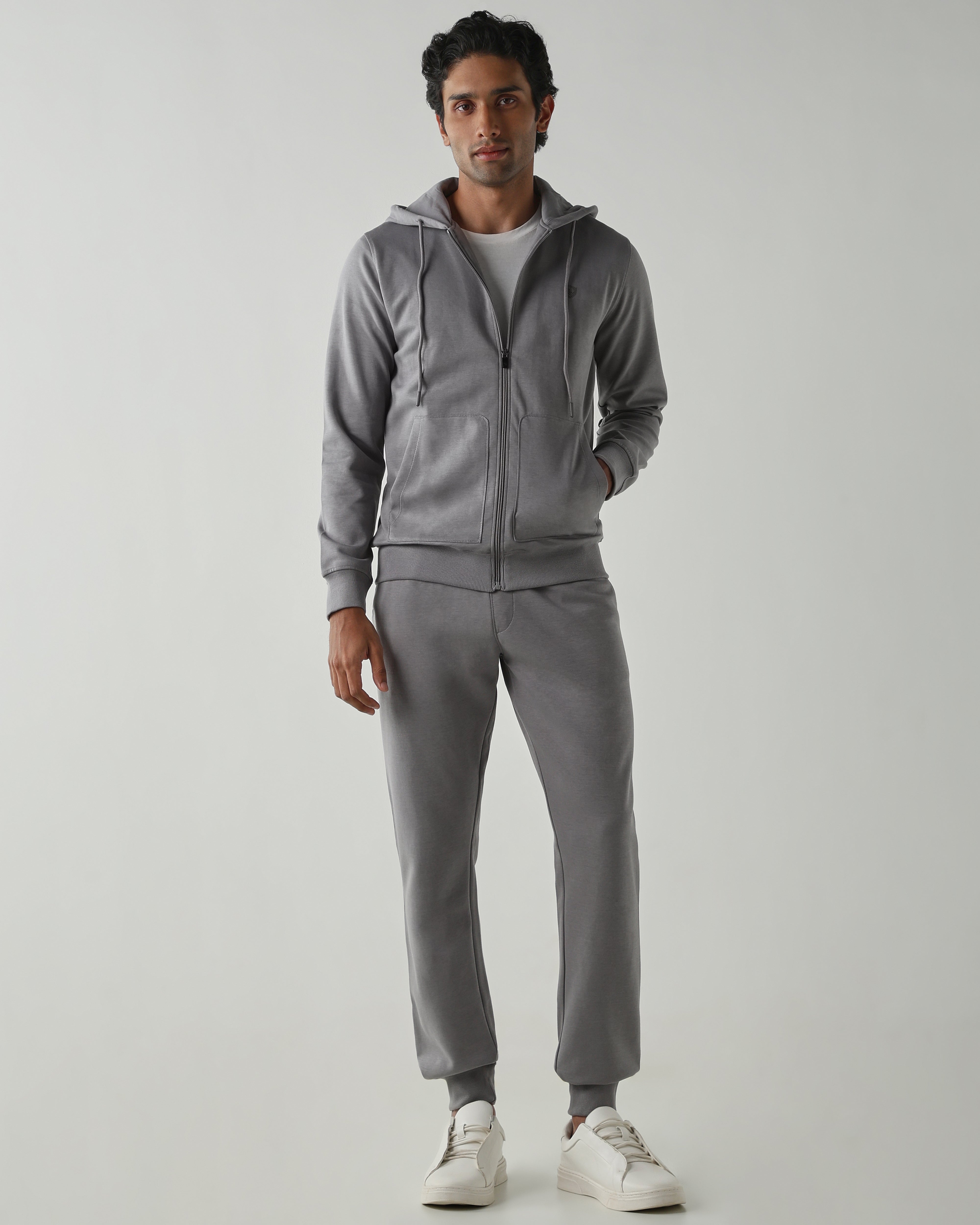 Round Neck Full sleeve Sweatshirts – Night Owl