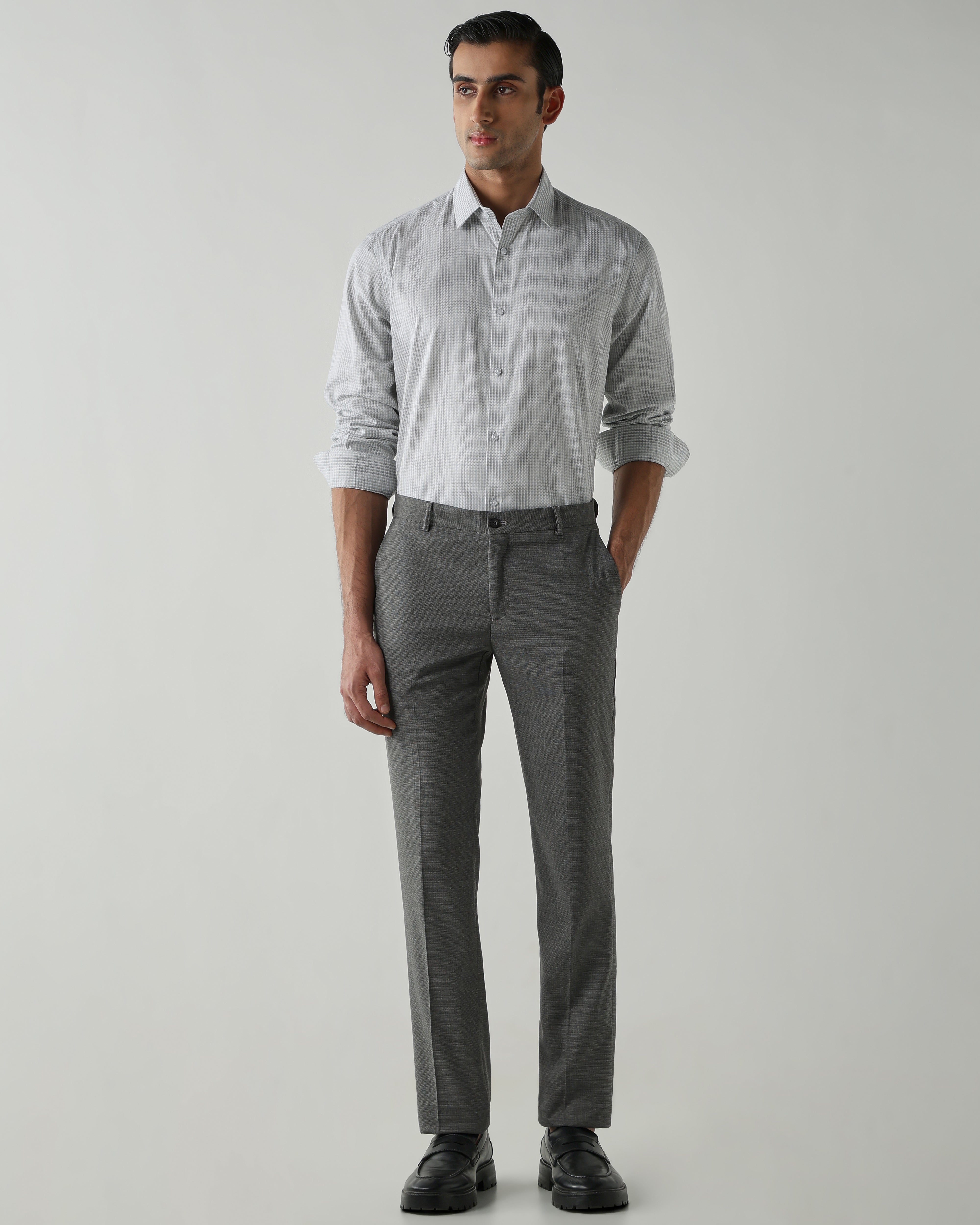 Grey/Pista shirts crafted in 100% cotton