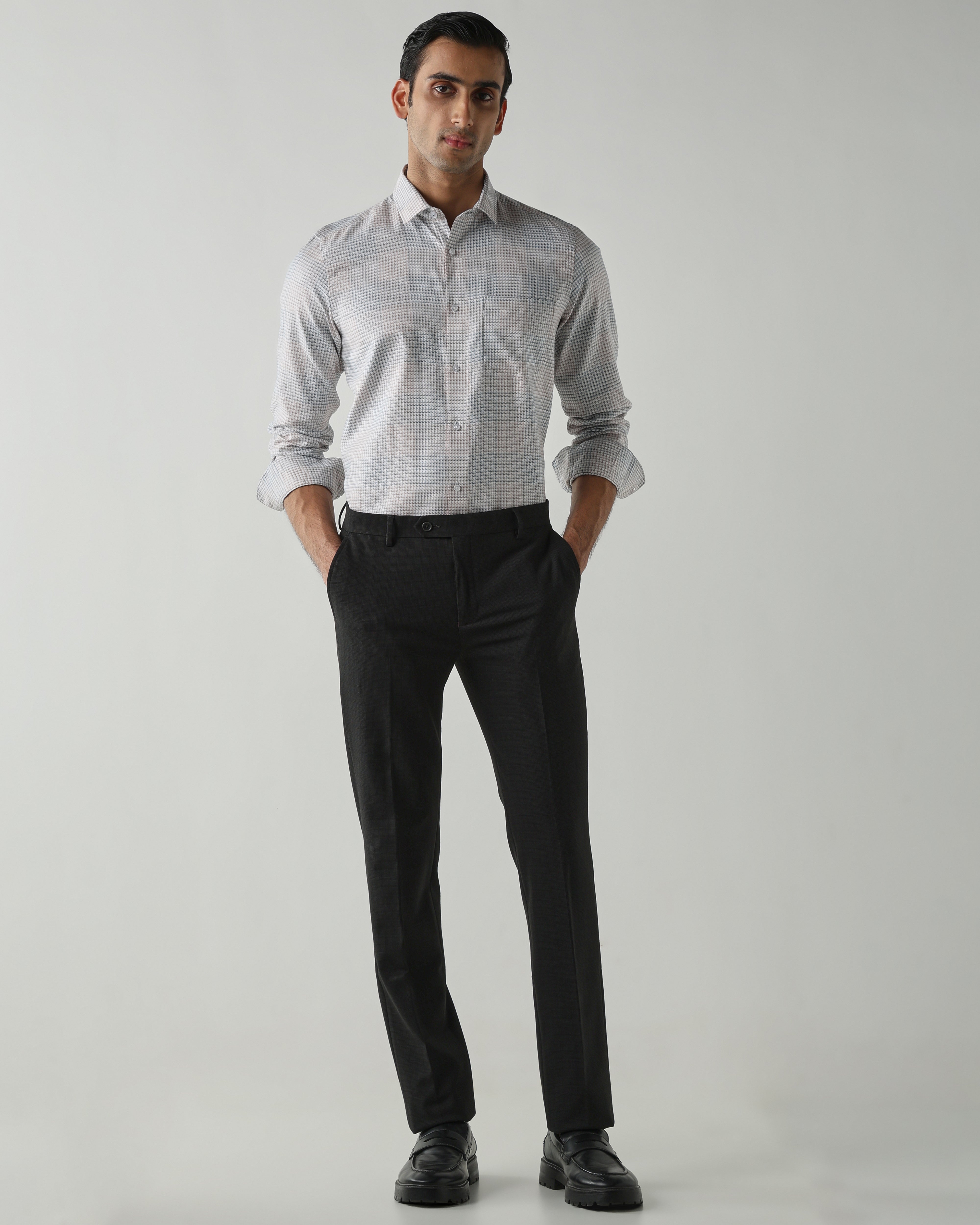 Tangerine/Brown shirts crafted in 100% cotton,