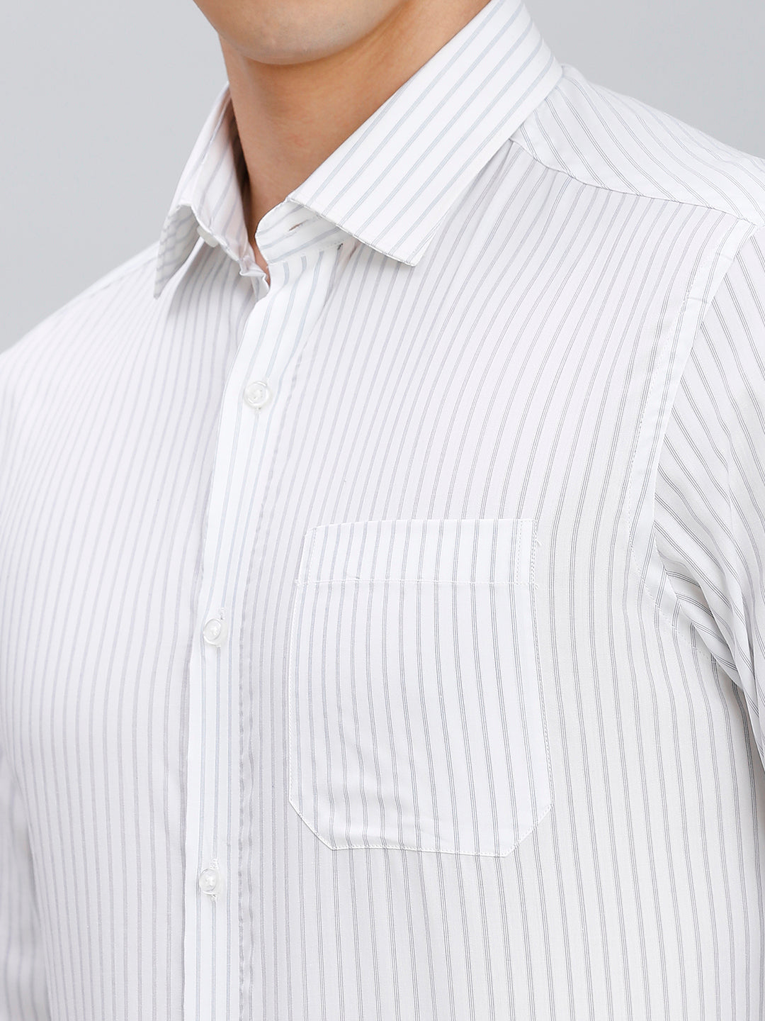 Pima Cotton White & Blue Checks Regular Fit Formal Full Sleeve Shirt