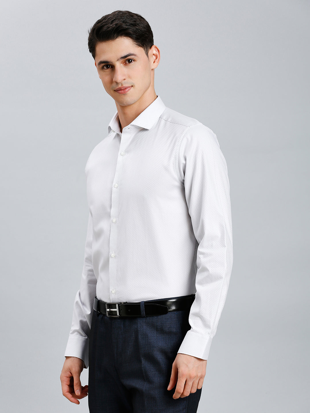 Grey Solid 100% Cotton Slim Fit Formal Full Sleeve Shirt