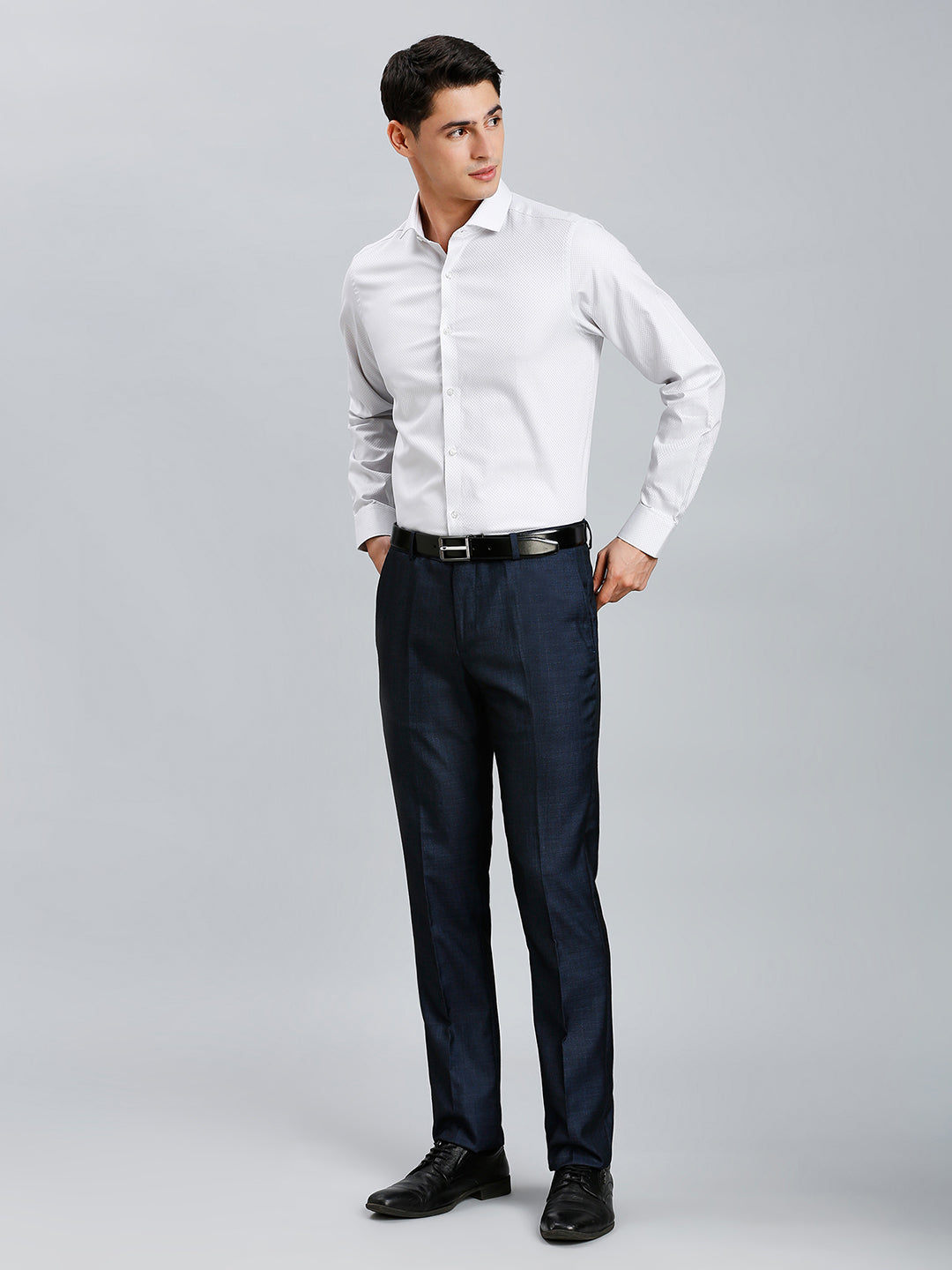 Grey Solid 100% Cotton Slim Fit Formal Full Sleeve Shirt