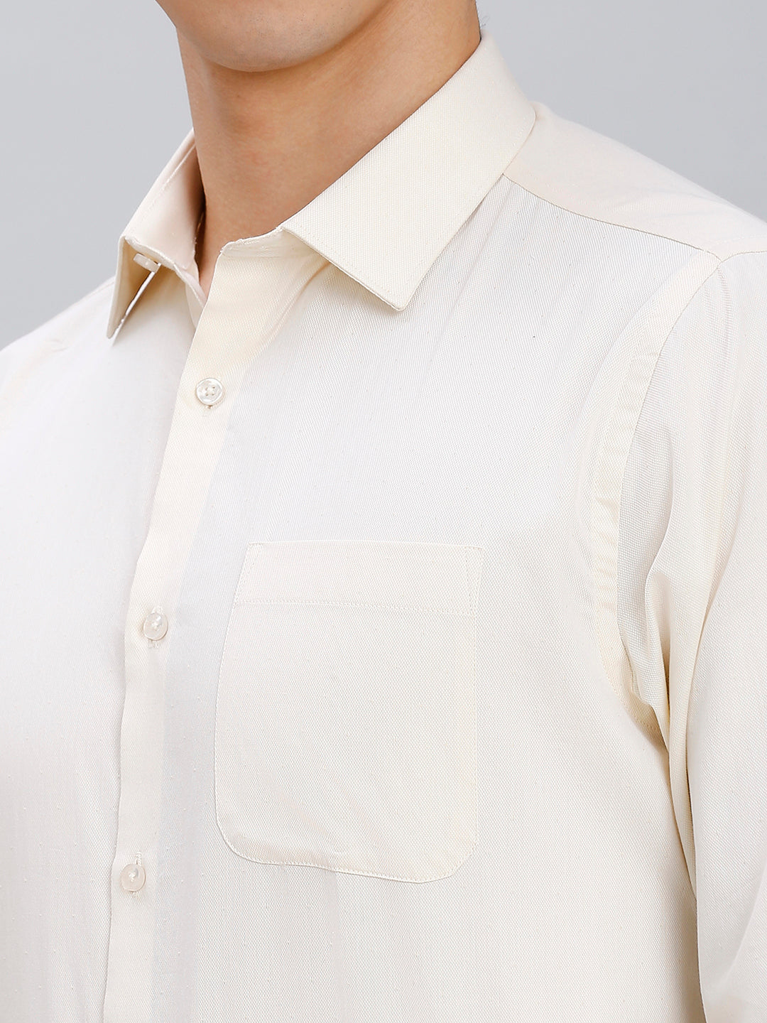 Cream Solid 100% Cotton Regular Fit Formal Full Sleeve Shirt