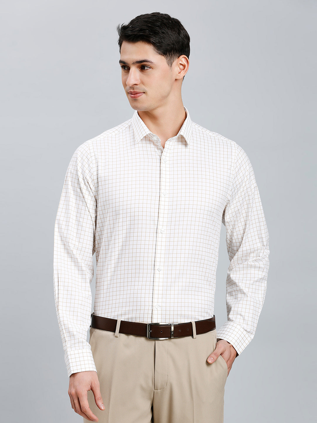 White & Beige Checks 100% Cotton Slim Fit Formal Full Sleeve Shirt