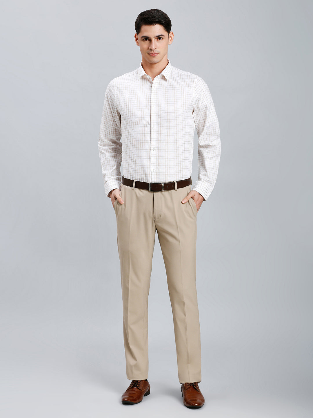 White & Beige Checks 100% Cotton Slim Fit Formal Full Sleeve Shirt
