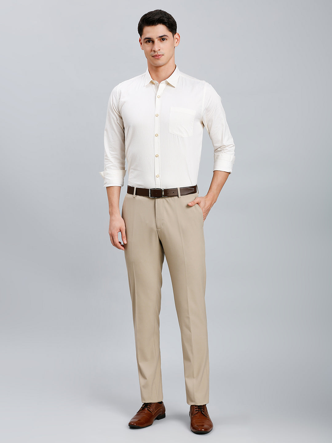 White & Light Yellow Stripe 100% Cotton Slim Fit Casual Full Sleeve Shirt