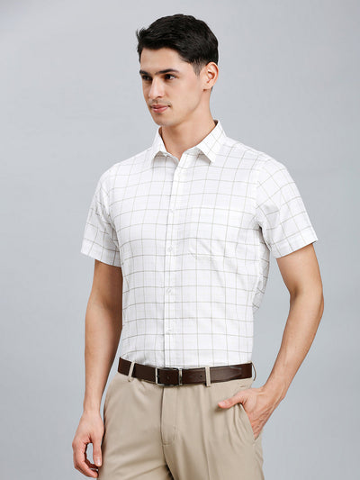 Men's Pure Cotton Checks Regular Fit Half Sleeve Formal Shirt - White & Beige