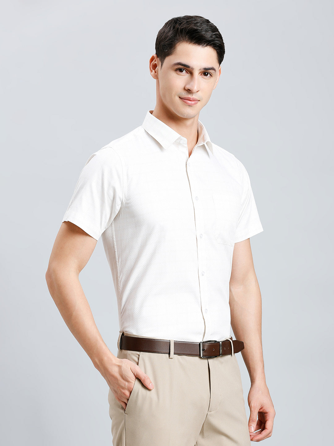 Brown & Beige Dobby Y/D 100% Cotton Regular Fit Formal Half Sleeve Shirt
