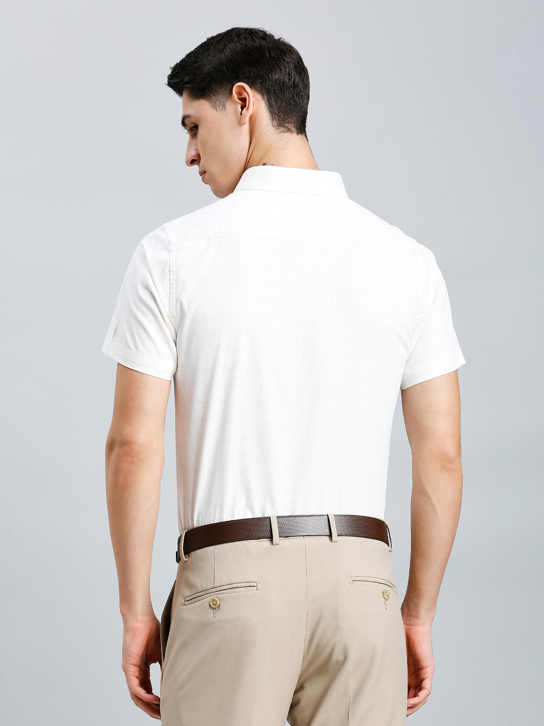 Brown & Beige Dobby Y/D 100% Cotton Regular Fit Formal Half Sleeve Shirt
