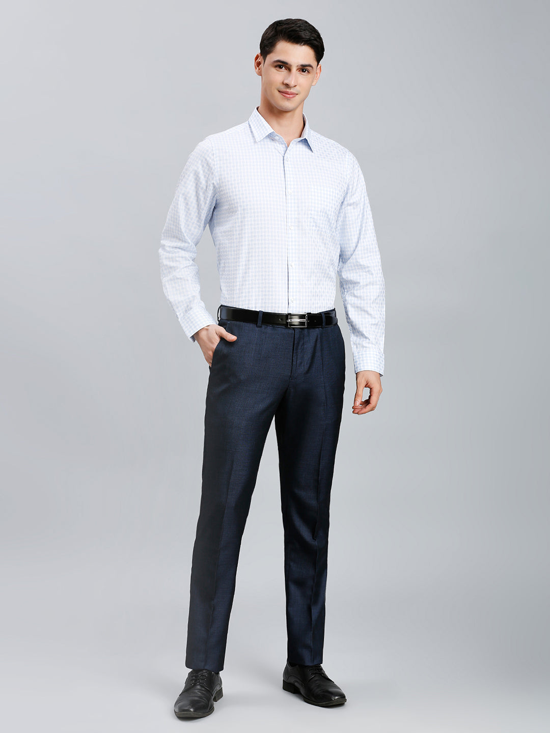 Comfort White & Blue Checks 100% Cotton Slim Fit Formal Full Sleeve Shirt