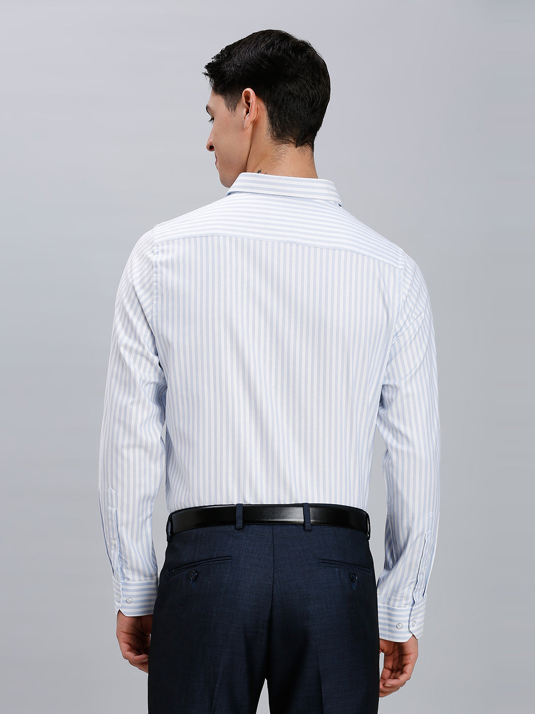 White & Blue Dobby Stripe 100% Cotton Slim Fit Formal Full Sleeve Shirt