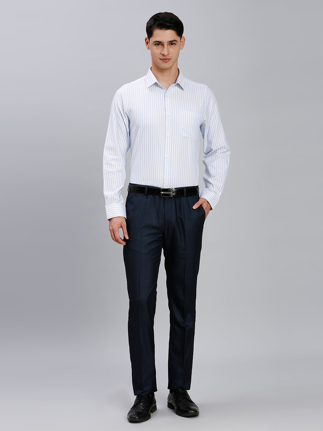 White & Blue Dobby Stripe 100% Cotton Slim Fit Formal Full Sleeve Shirt