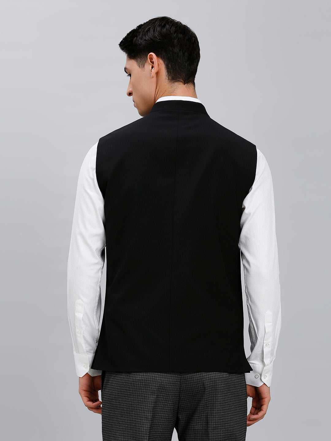 Black Plain Poly Viscose Elastane Tailor Fit Formal S/Less Waistcoat