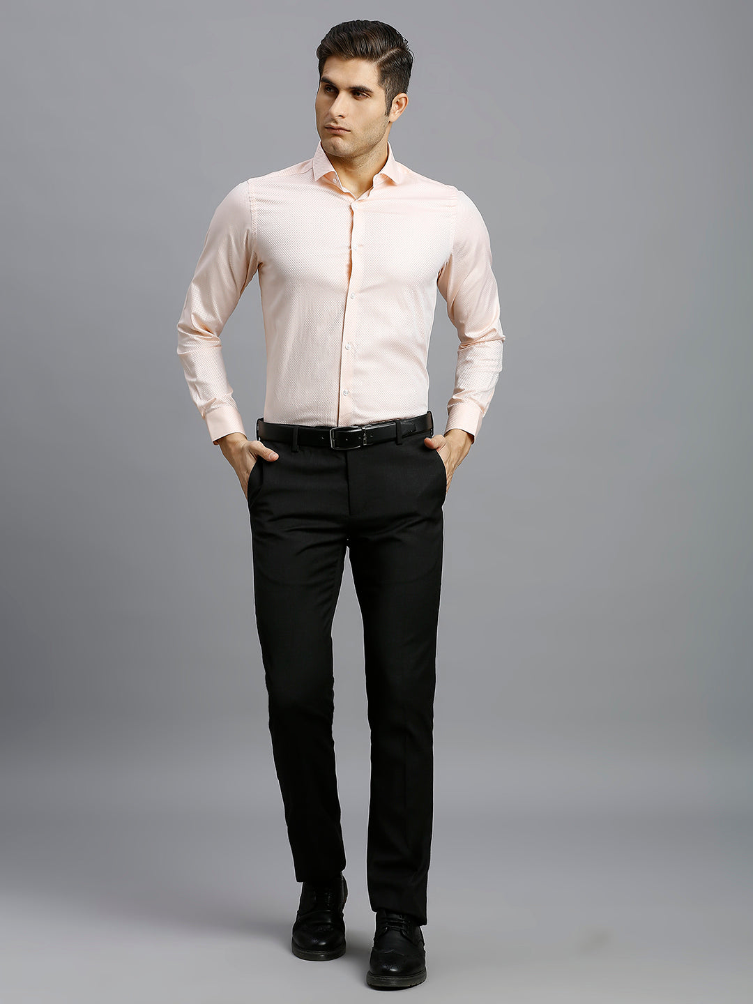 Peach Solid 100% Cotton Slim Fit Formal Full Sleeve Shirt