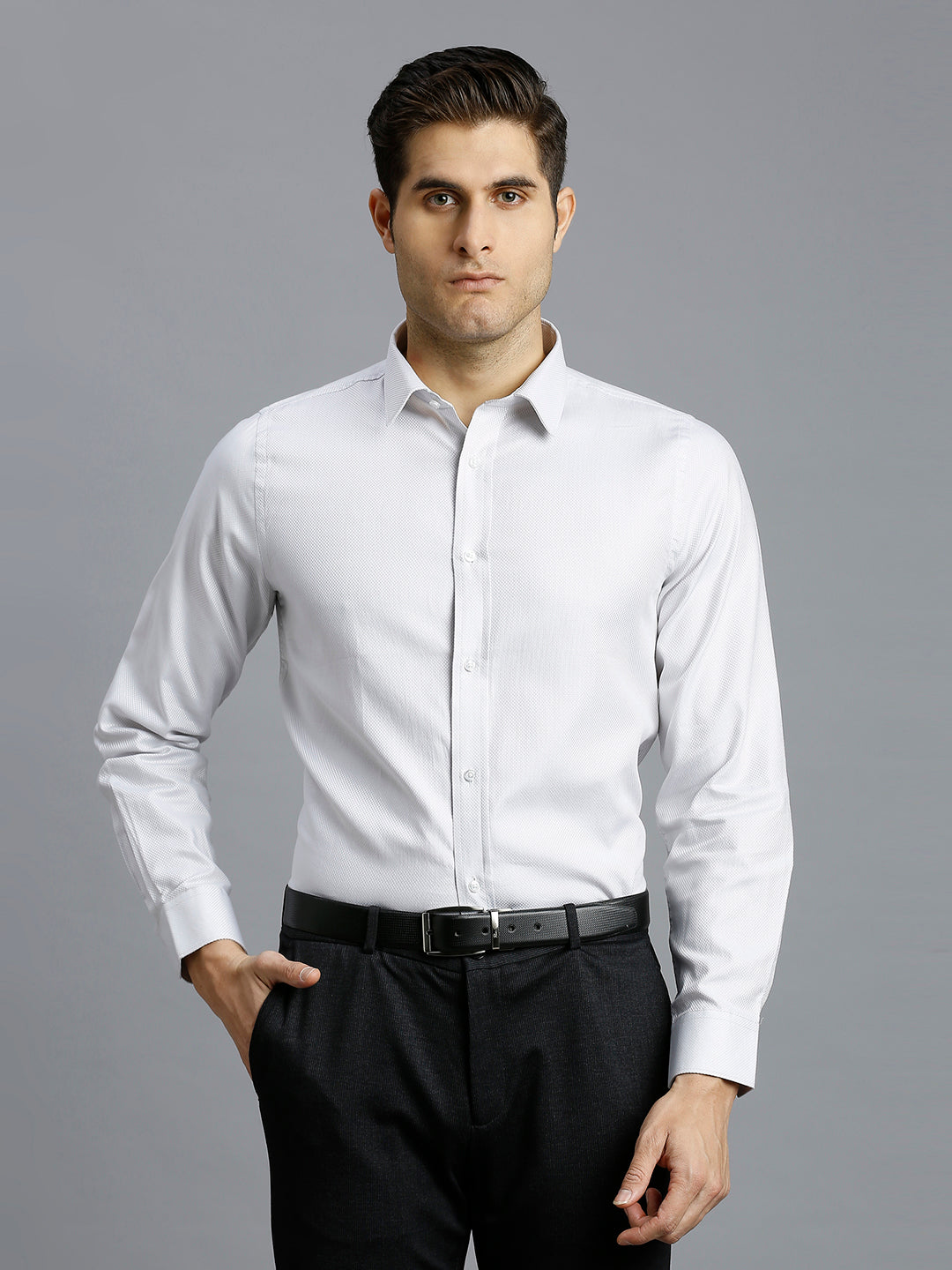 Light Grey Solid 100% Cotton Slim Fit Formal Full Sleeve Shirt