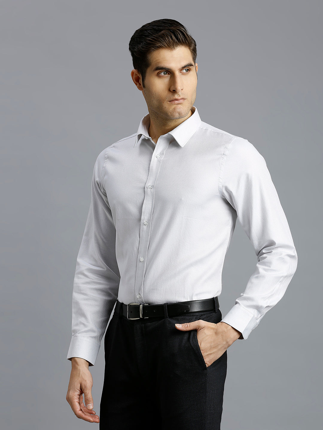 Light Grey Solid 100% Cotton Slim Fit Formal Full Sleeve Shirt