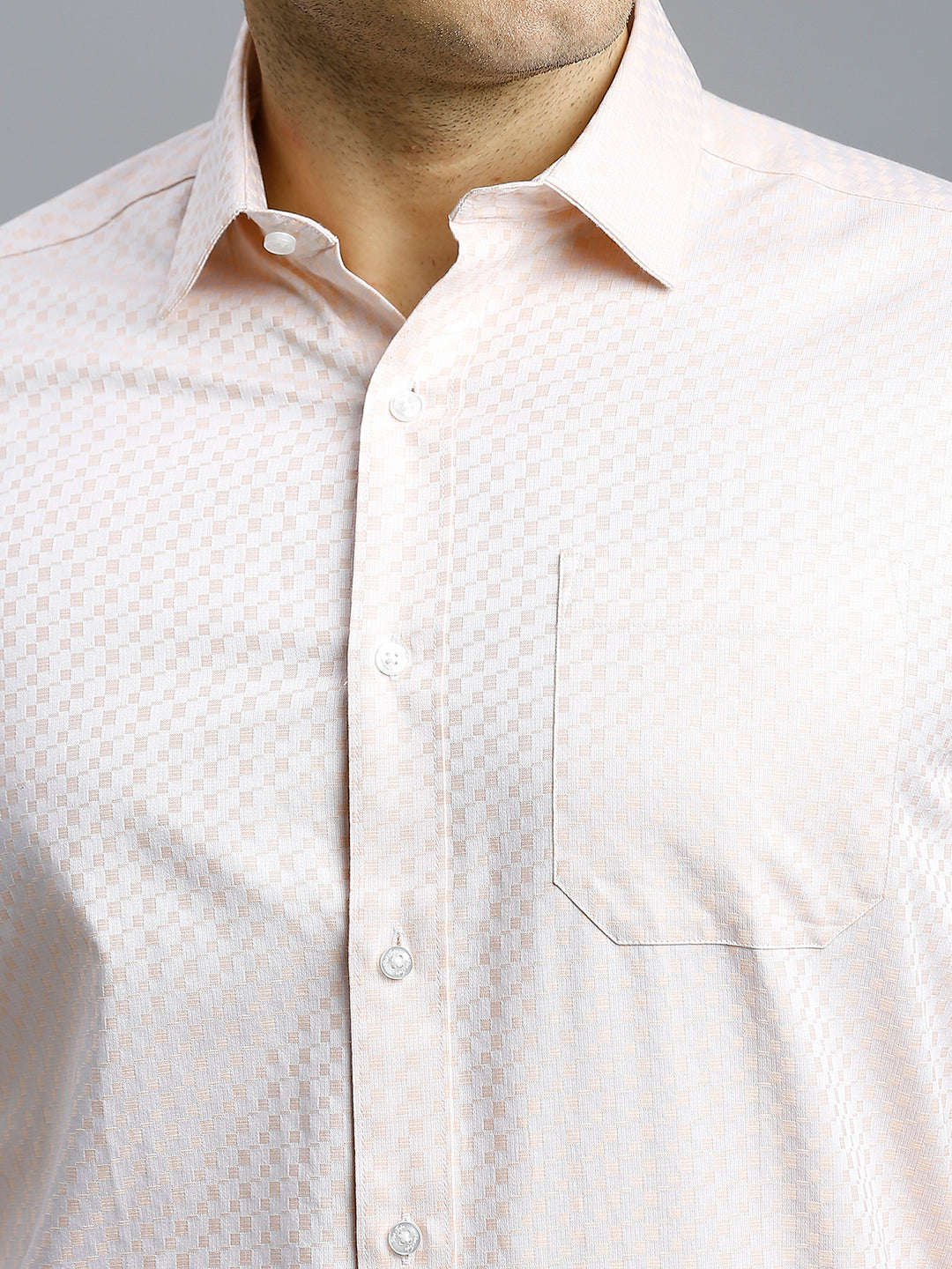 Peach Solid 100% Cotton Regular Fit Formal Full Sleeve Shirt