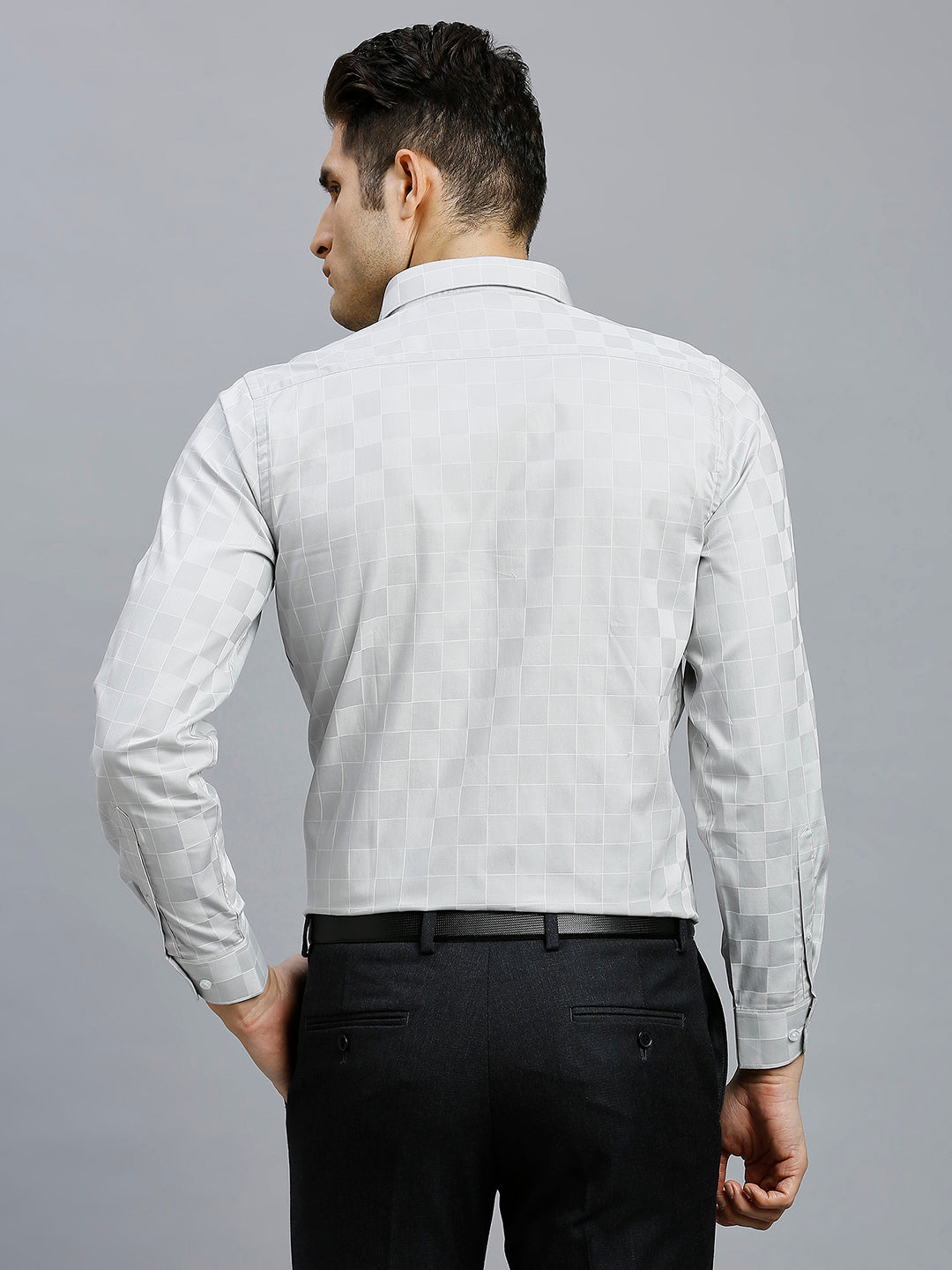 Light Grey Checks 100% Cotton Slim Fit Formal Full Sleeve Shirt