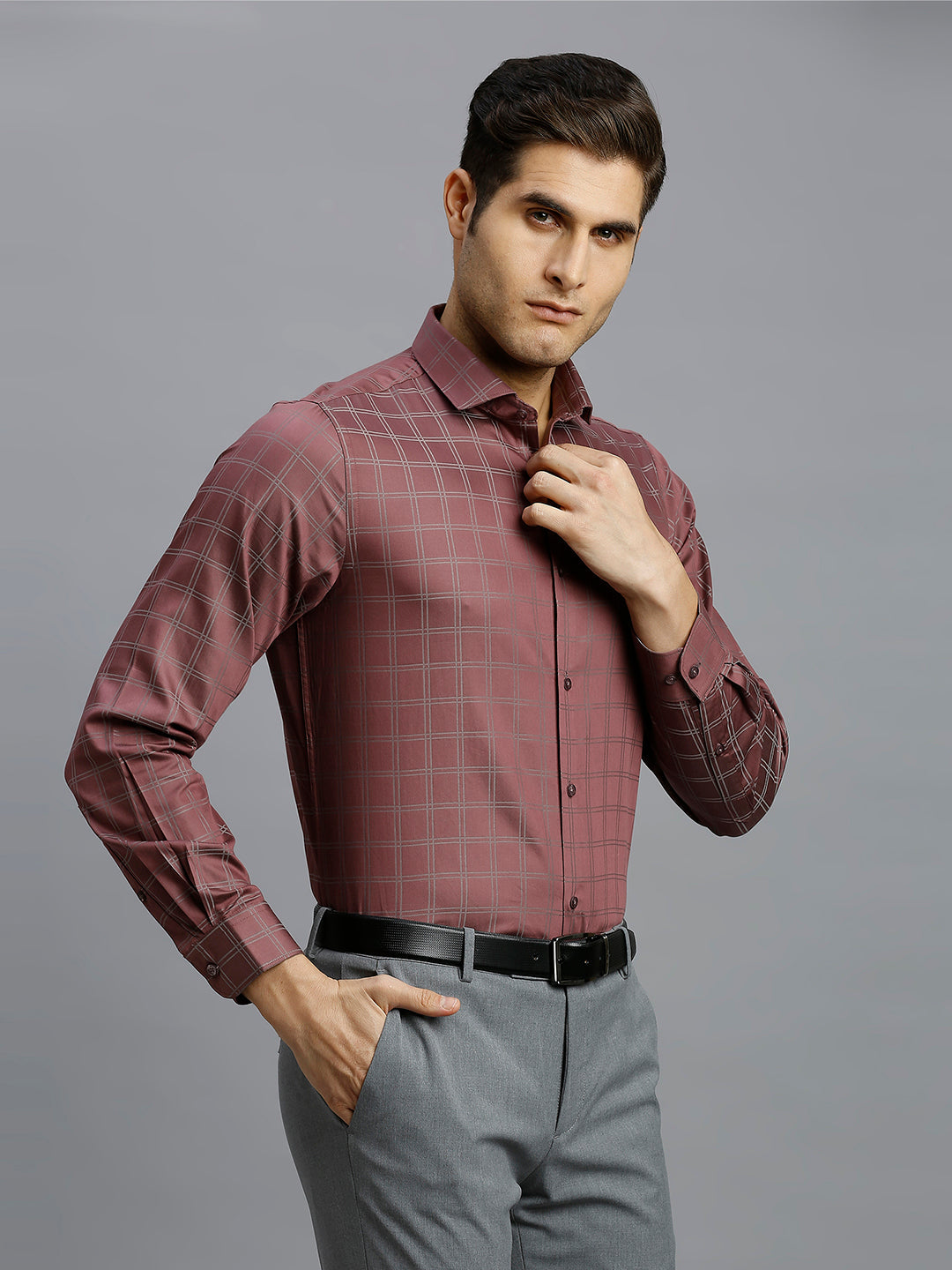 Wine Checks 100% Cotton Slim Fit Formal Full Sleeve Shirt