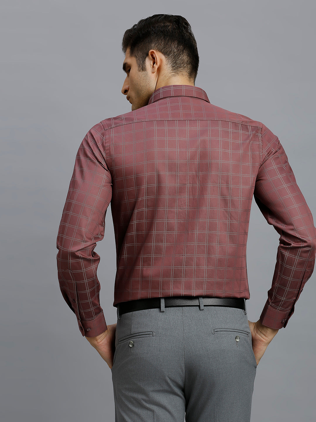 Wine Checks 100% Cotton Slim Fit Formal Full Sleeve Shirt