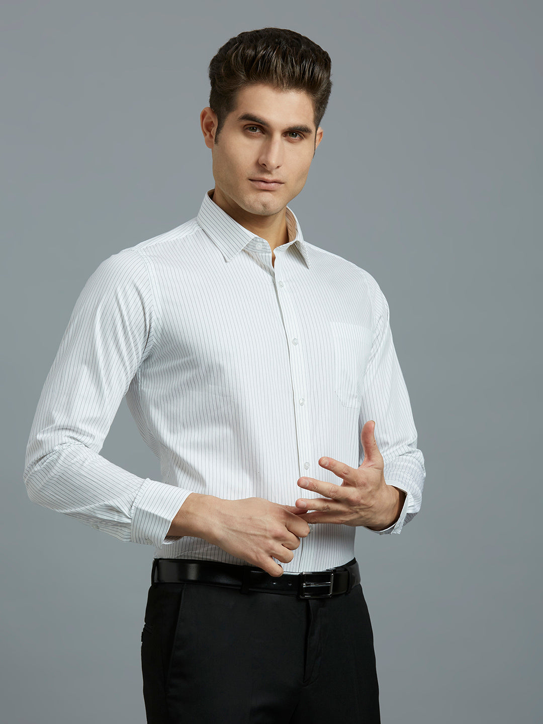 White & Black Stripe 100% Cotton Slim Fit Formal Full Sleeve Shirt