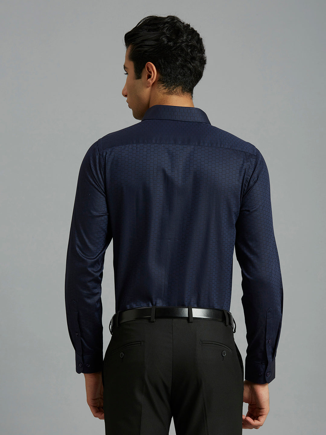Dark Blue Solid 100% Cotton Slim Fit Formal Full Sleeve Shirt