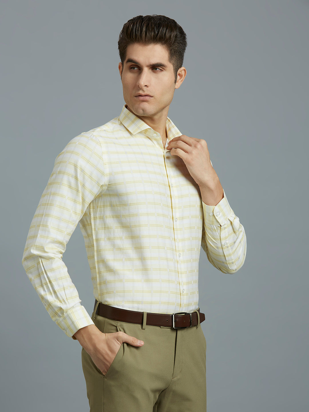 Cream & Brown Checks 100% Cotton Slim Fit Formal Full Sleeve Shirt