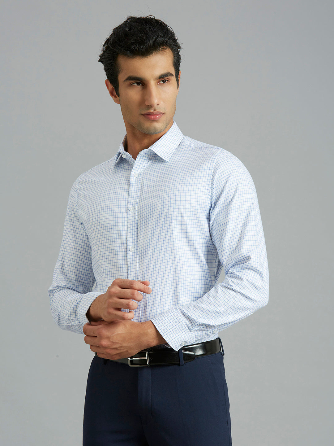 Premium White & Blue Checks 100% Cotton Slim Fit Formal Full Sleeve Shirt