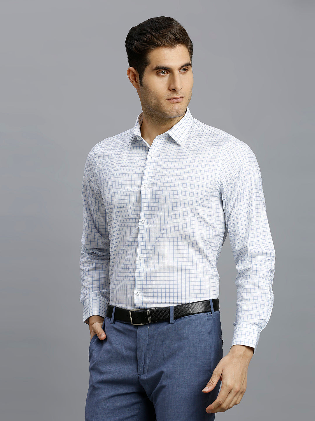 White & Light Blue Checks 100% Cotton Slim Fit Formal Full Sleeve Shirt
