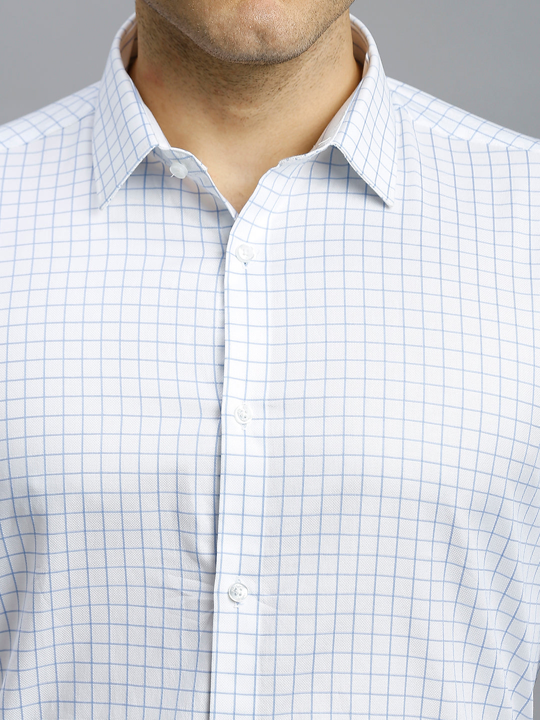 White & Light Blue Checks 100% Cotton Slim Fit Formal Full Sleeve Shirt