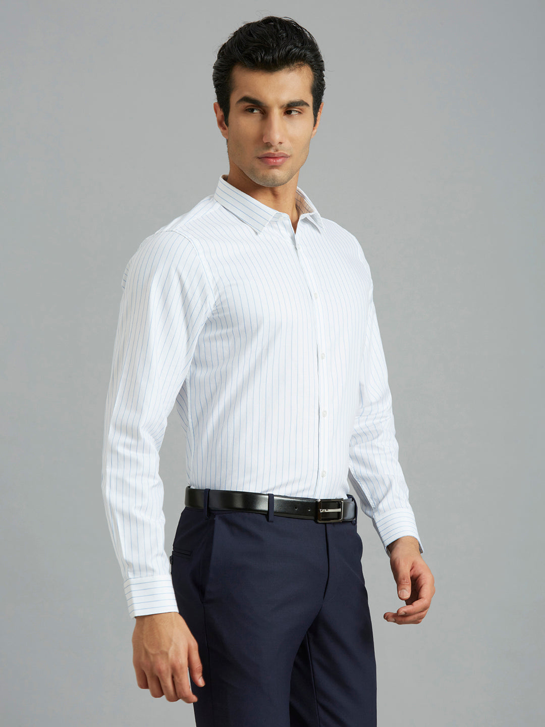 White & Light Blue Stripe 100% Cotton Slim Fit Formal Full Sleeve Shirt