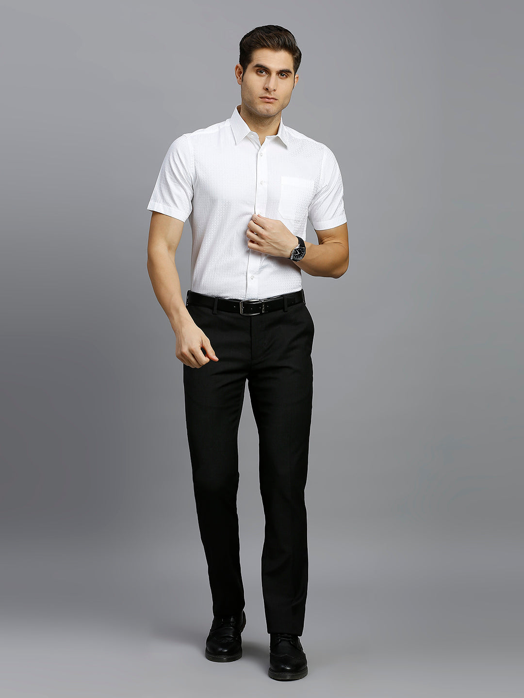 White Solid 100% Cotton Regular Fit Formal Half Sleeve Shirt
