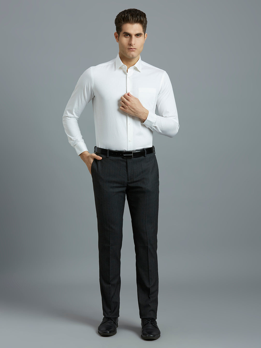 Premium White Solid 100% Cotton Regular Fit Formal Full Sleeve Shirt