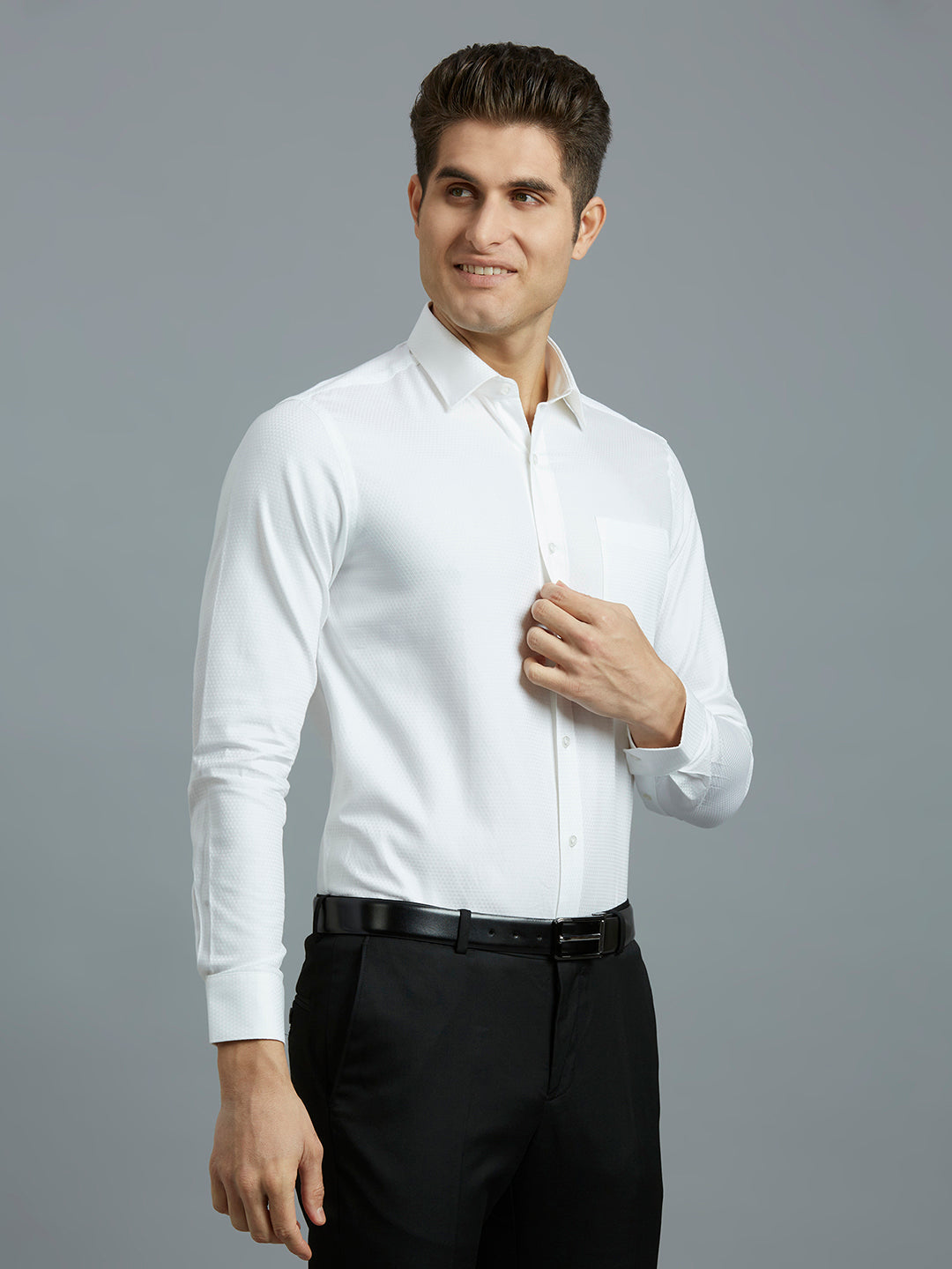 Timeless White Solid 100% Cotton Regular Fit Formal Full Sleeve Shirt