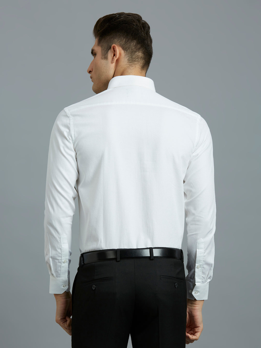 Timeless White Solid 100% Cotton Regular Fit Formal Full Sleeve Shirt