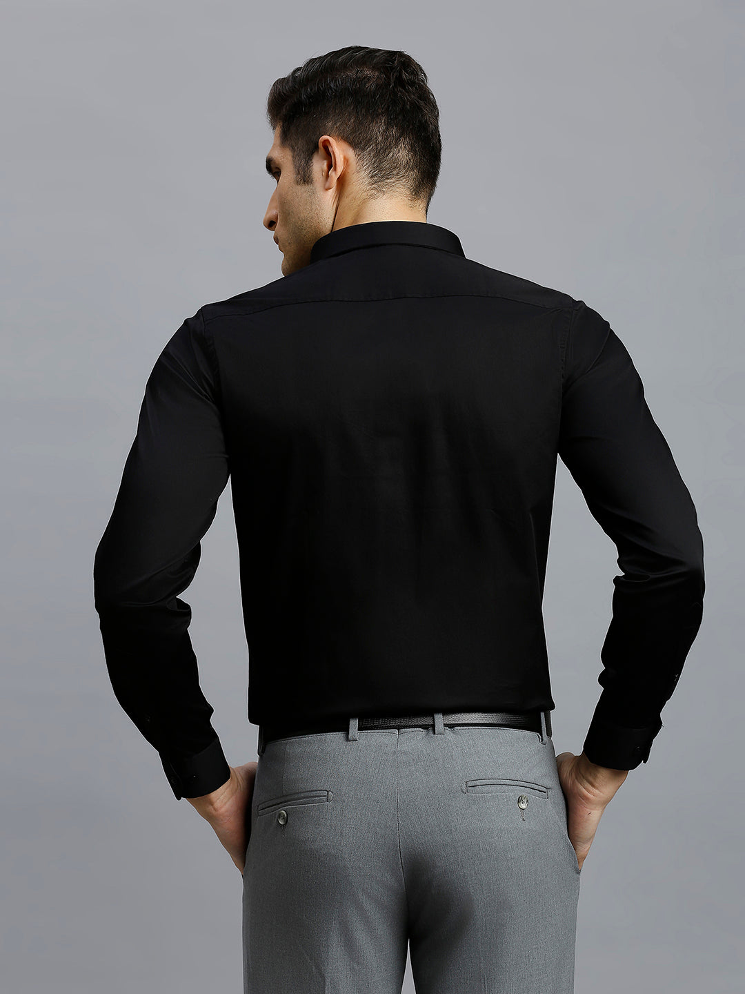 Black Solid 60'S Satin Lycra Slim Fit Formal Full Sleeve Shirt