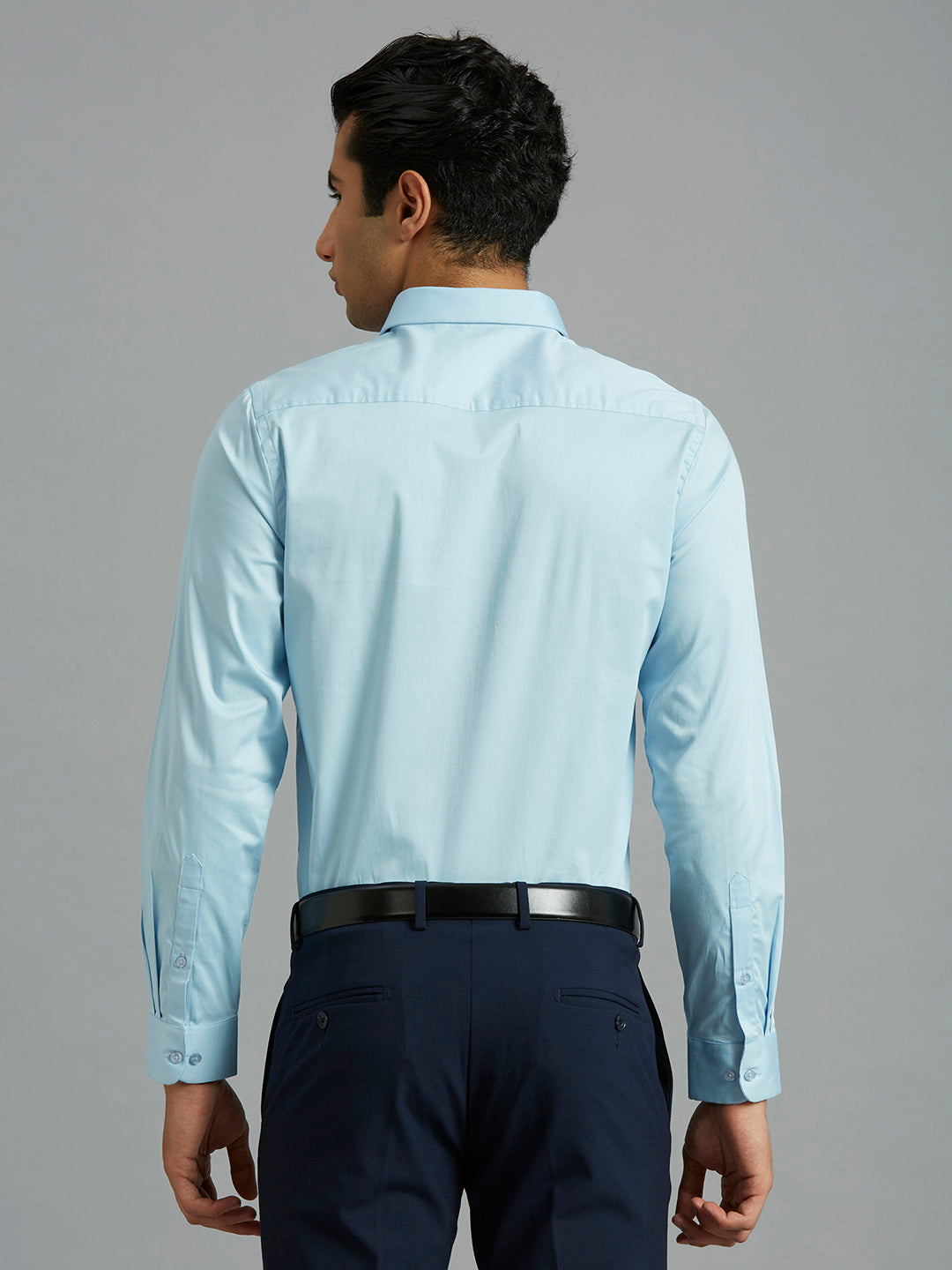 Light Blue Solid 60'S Satin Lycra Slim Fit Formal Full Sleeve Shirt