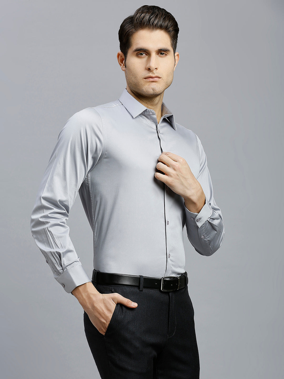 Light Grey Solid 60'S Satin Lycra Slim Fit Formal Full Sleeve Shirt