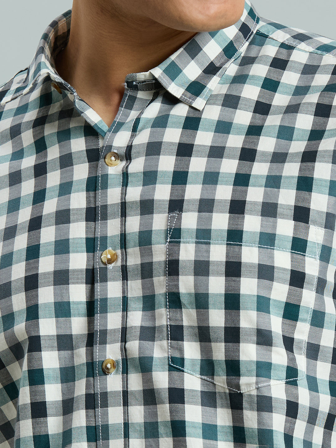 White & Black Checks 100% Cotton Slim Fit Casual Full Sleeve Shirts