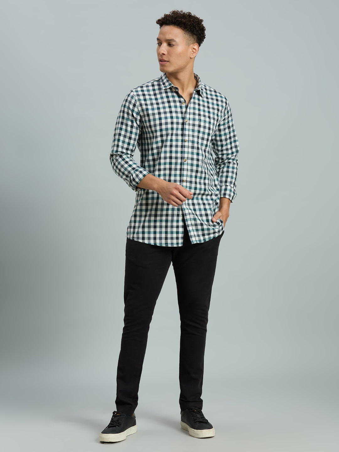 White & Black Checks 100% Cotton Slim Fit Casual Full Sleeve Shirts